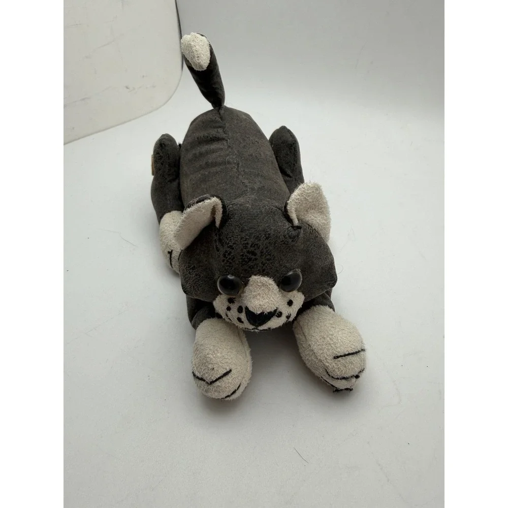 Dora Designs Cat Suede‎ Paperweight Dark Gray
